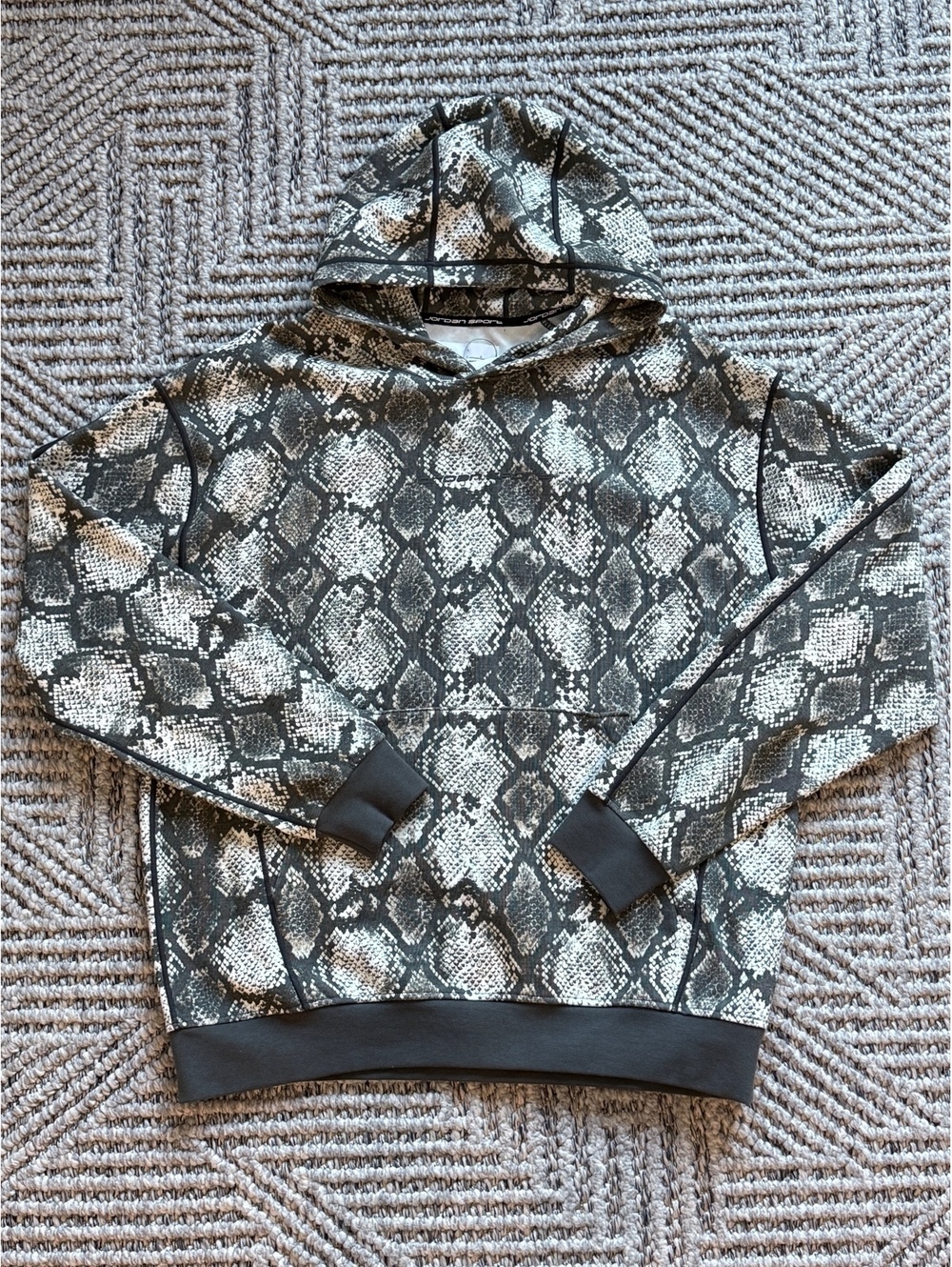 Jordan Men's Active Snake Print Hoodie Size L